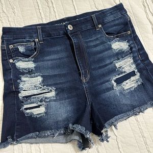 American Eagle Women’s Curvy Hi-Rise Shortie